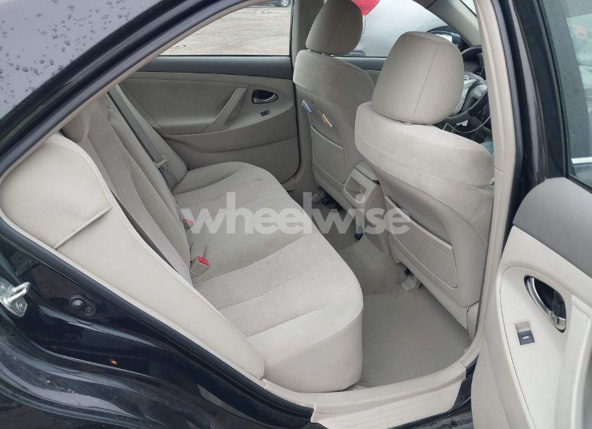 Photo 8 of 2011 Toyota Camry LE (VIN 4T1BF3EK0BU745244)