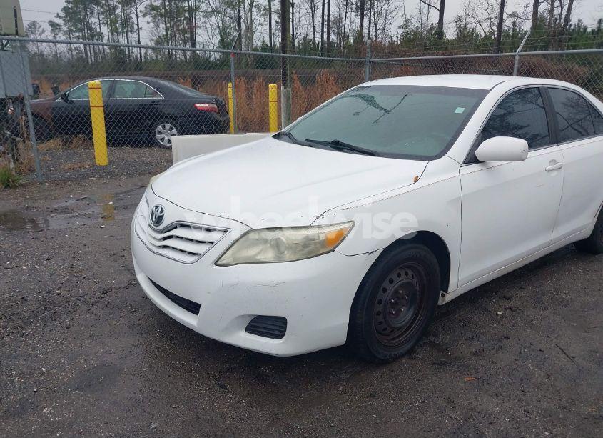 Photo 6 of 2011 Toyota Camry (VIN 4T1BF3EK0BU757104)