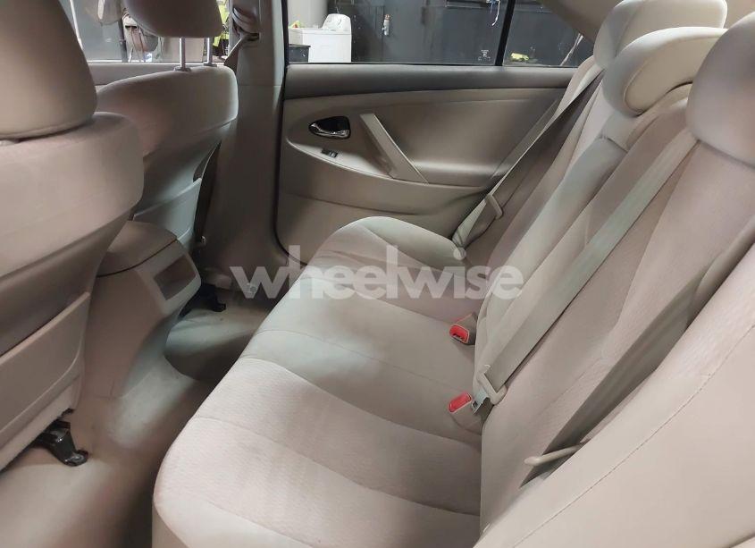 Photo 8 of 2011 Toyota Camry LE (VIN 4T1BF3EK0BU772878)