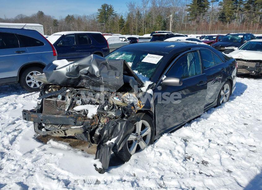 Photo 2 of 2010 Toyota Camry SE (VIN 4T1BF3EK1AU008519)