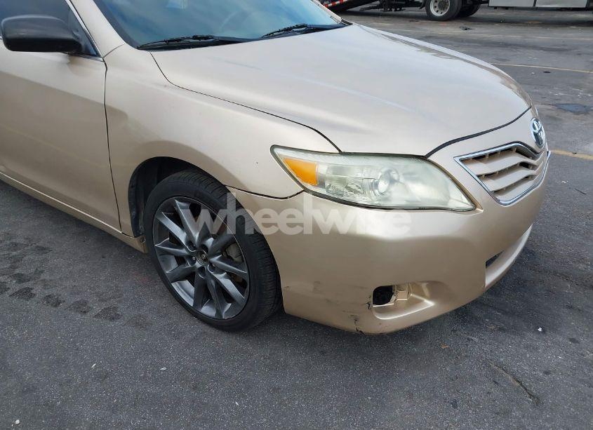 Photo 15 of 2010 Toyota Camry LE (VIN 4T1BF3EK1AU011100)