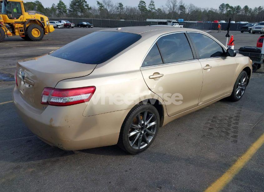 Photo 4 of 2010 Toyota Camry LE (VIN 4T1BF3EK1AU011100)