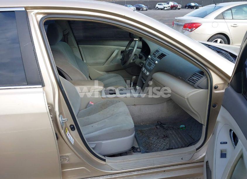 Photo 5 of 2010 Toyota Camry LE (VIN 4T1BF3EK1AU011100)