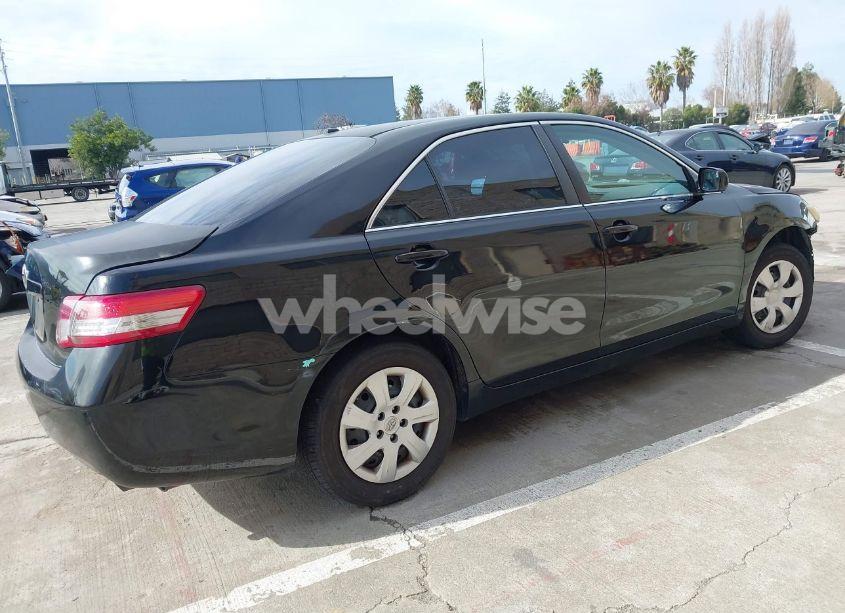 Photo 4 of 2010 Toyota Camry (VIN 4T1BF3EK1AU017009)