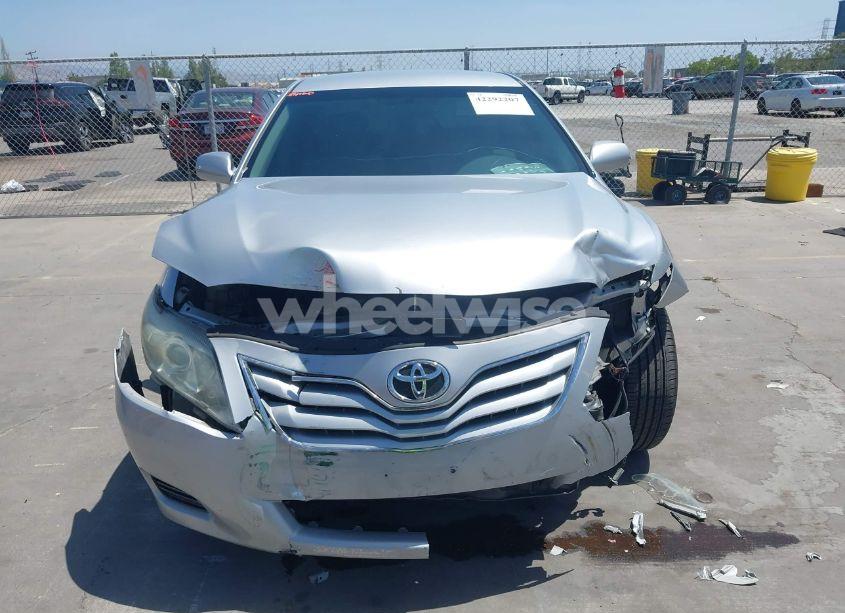 Photo 13 of 2010 Toyota Camry (VIN 4T1BF3EK1AU046154)