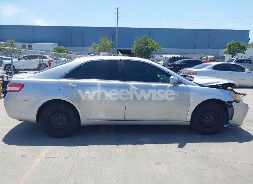 Photo 14 of 2010 Toyota Camry (VIN 4T1BF3EK1AU046154)