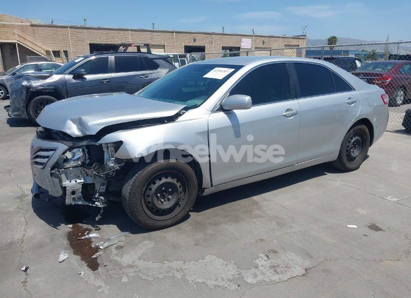 Photo 2 of 2010 Toyota Camry (VIN 4T1BF3EK1AU046154)