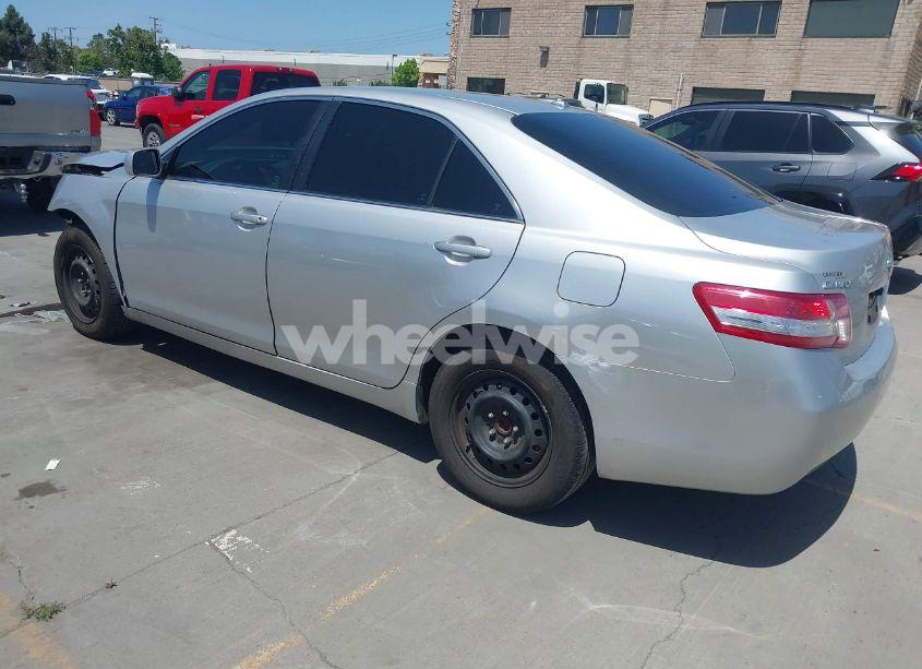 Photo 3 of 2010 Toyota Camry (VIN 4T1BF3EK1AU046154)