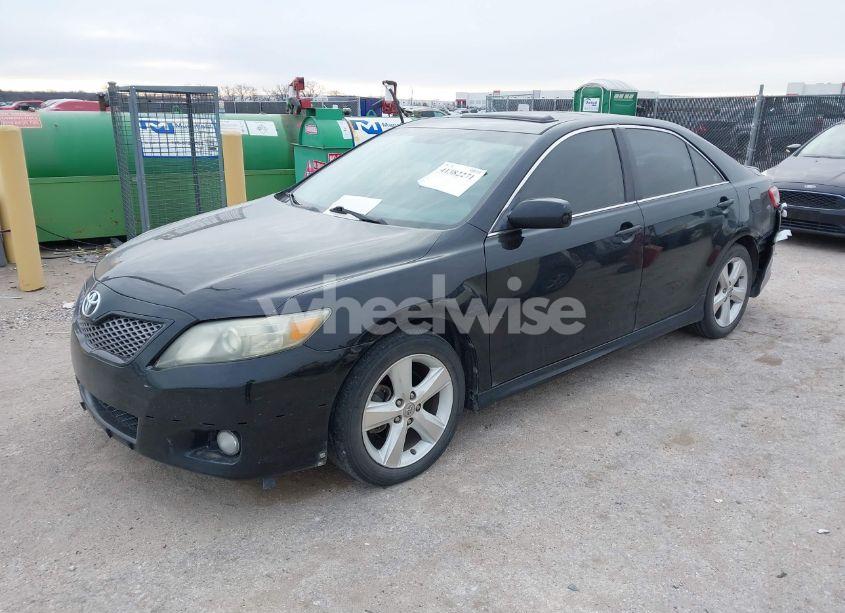 Photo 2 of 2010 Toyota Camry SE (VIN 4T1BF3EK1AU048163)