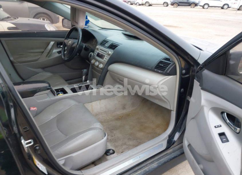 Photo 5 of 2010 Toyota Camry SE (VIN 4T1BF3EK1AU048163)