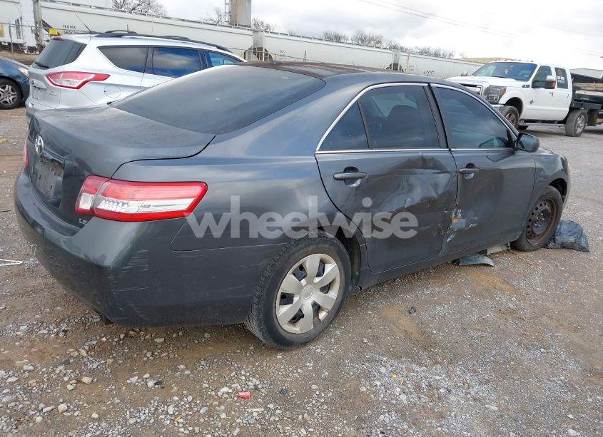 Photo 4 of 2010 Toyota Camry LE (VIN 4T1BF3EK1AU048745)
