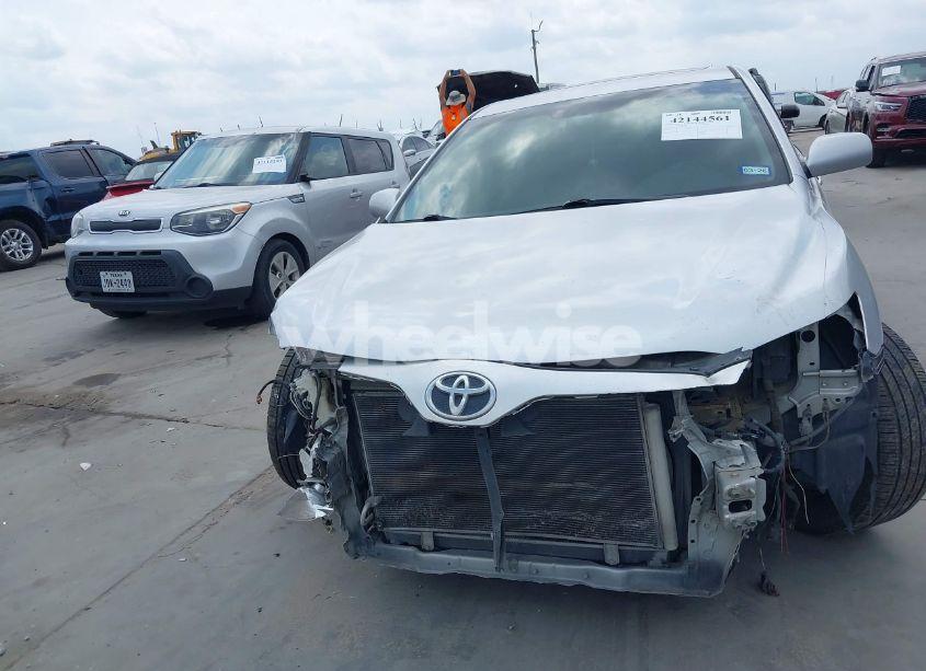 Photo 13 of 2010 Toyota Camry SE (VIN 4T1BF3EK1AU051578)