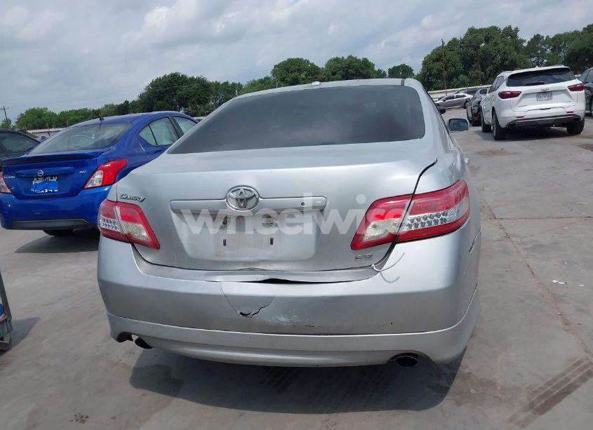 Photo 17 of 2010 Toyota Camry SE (VIN 4T1BF3EK1AU051578)