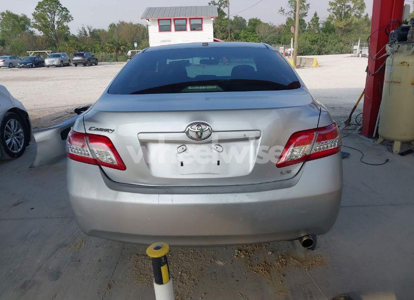 Photo 17 of 2010 Toyota Camry LE (VIN 4T1BF3EK1AU071278)