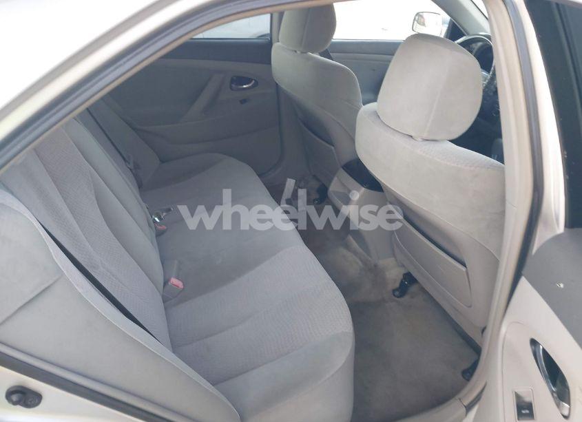 Photo 8 of 2010 Toyota Camry LE (VIN 4T1BF3EK1AU071278)