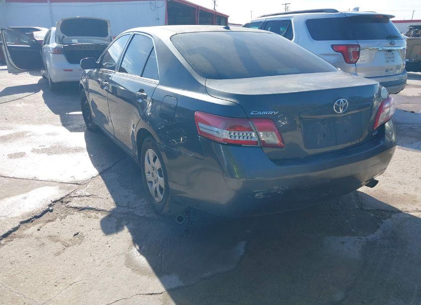 Photo 3 of 2010 Toyota Camry LE (VIN 4T1BF3EK1AU074374)