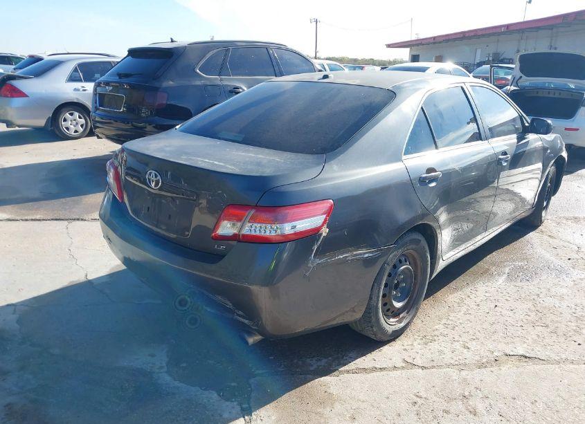Photo 4 of 2010 Toyota Camry LE (VIN 4T1BF3EK1AU074374)