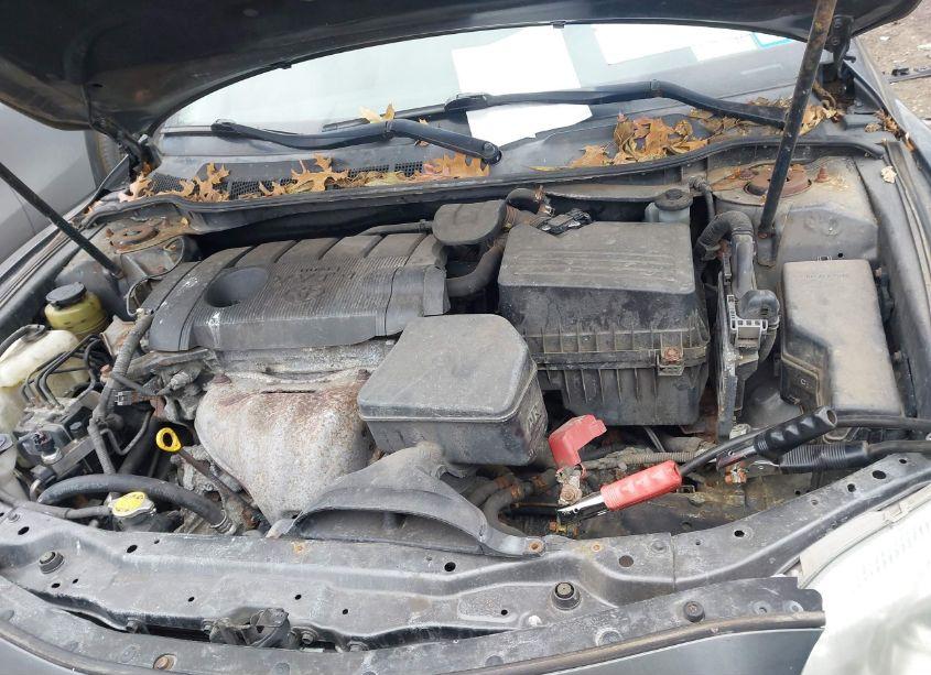 Photo 10 of 2010 Toyota Camry LE (VIN 4T1BF3EK1AU089280)