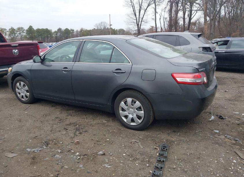 Photo 3 of 2010 Toyota Camry LE (VIN 4T1BF3EK1AU089280)