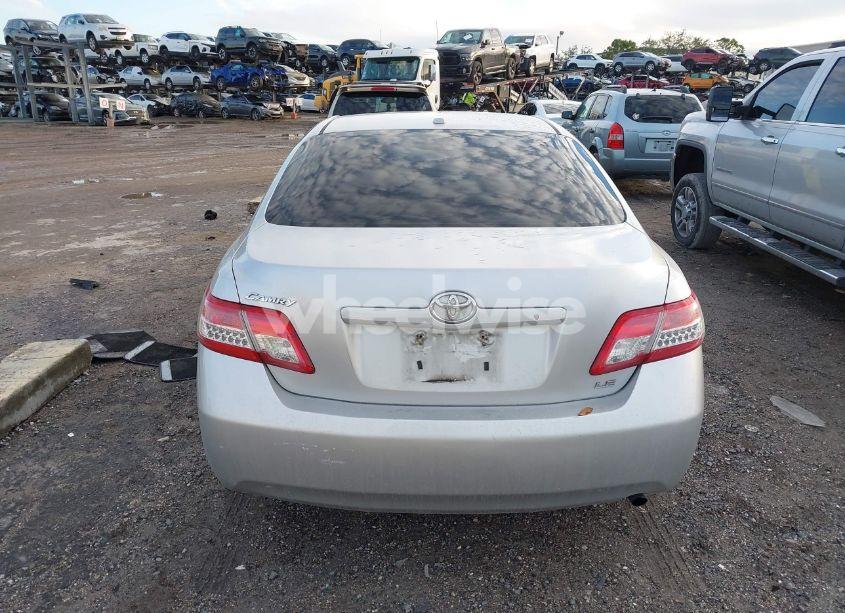 Photo 16 of 2010 Toyota Camry LE (VIN 4T1BF3EK1AU090350)