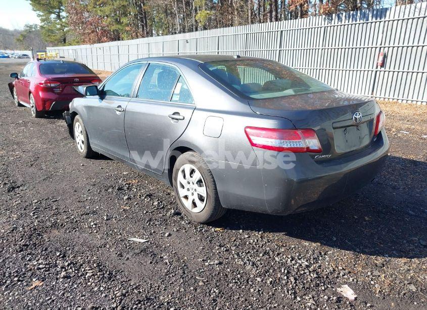 Photo 3 of 2010 Toyota Camry LE (VIN 4T1BF3EK1AU097928)
