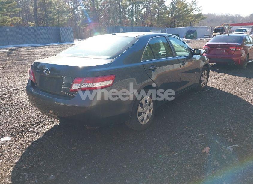 Photo 4 of 2010 Toyota Camry LE (VIN 4T1BF3EK1AU097928)