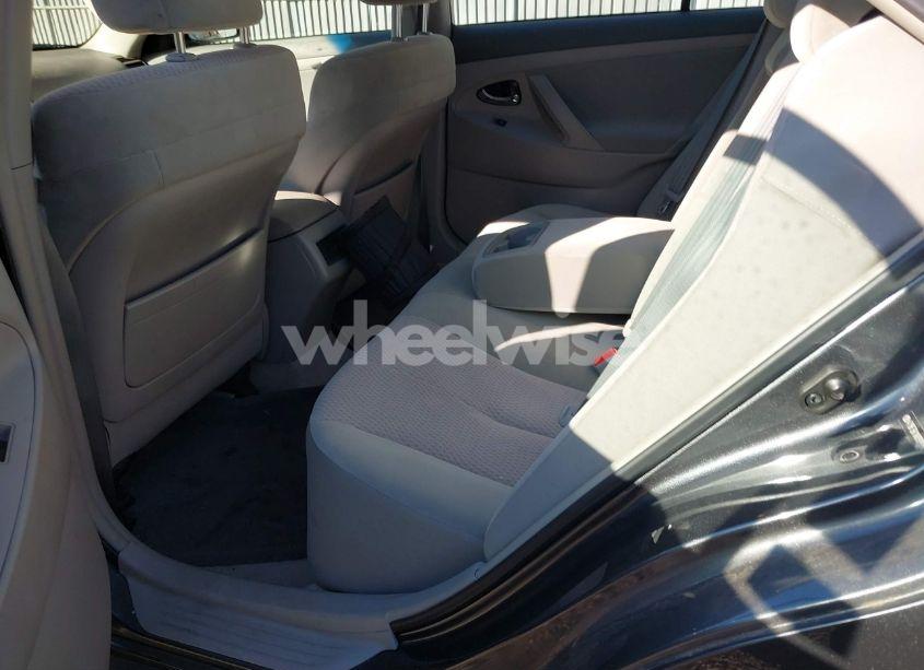 Photo 8 of 2010 Toyota Camry LE (VIN 4T1BF3EK1AU097928)