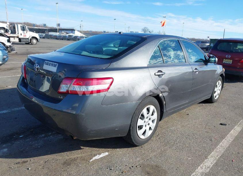 Photo 6 of 2010 Toyota Camry LE (VIN 4T1BF3EK1AU102335)