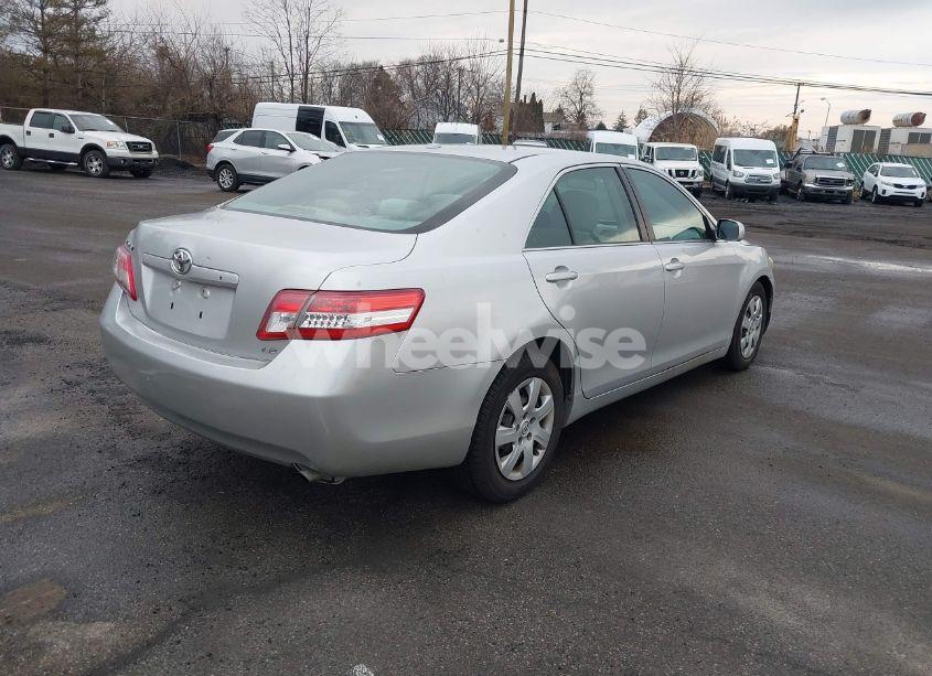 Photo 4 of 2010 Toyota Camry LE (VIN 4T1BF3EK1AU104649)