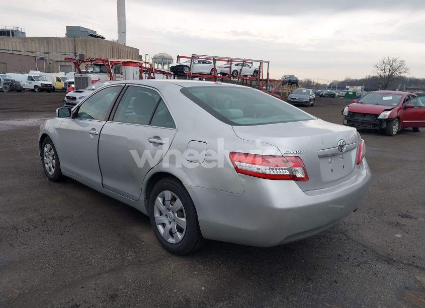 Photo 6 of 2010 Toyota Camry LE (VIN 4T1BF3EK1AU104649)