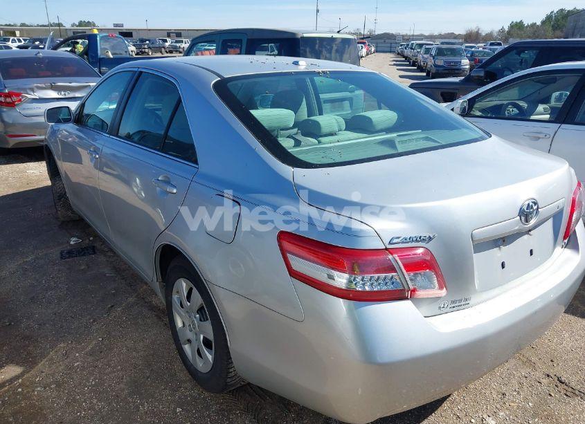 Photo 3 of 2010 Toyota Camry LE (VIN 4T1BF3EK1AU113559)