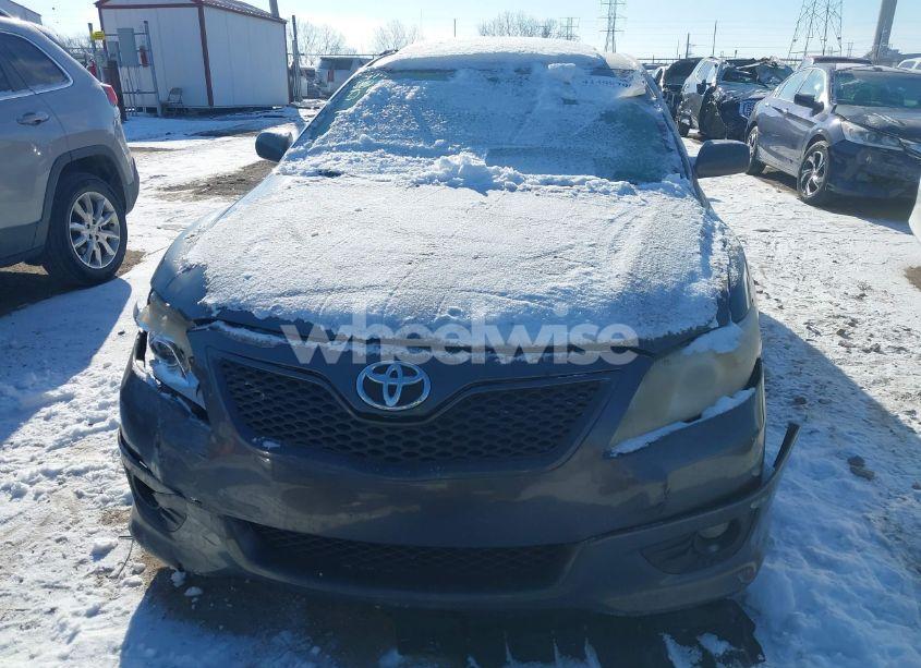 Photo 6 of 2010 Toyota Camry SE (VIN 4T1BF3EK1AU506493)