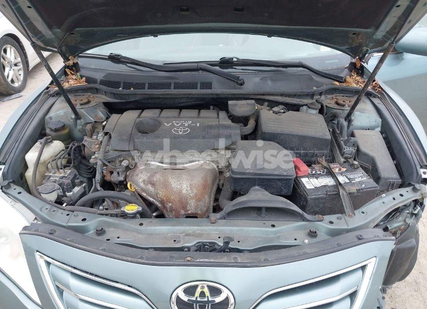 Photo 10 of 2010 Toyota Camry XLE (VIN 4T1BF3EK1AU512505)