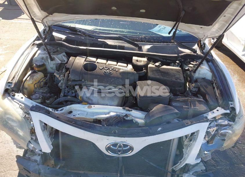 Photo 10 of 2010 Toyota Camry SE (VIN 4T1BF3EK1AU515310)