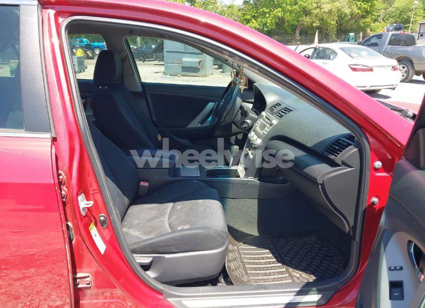 Photo 5 of 2010 Toyota Camry SE (VIN 4T1BF3EK1AU520667)