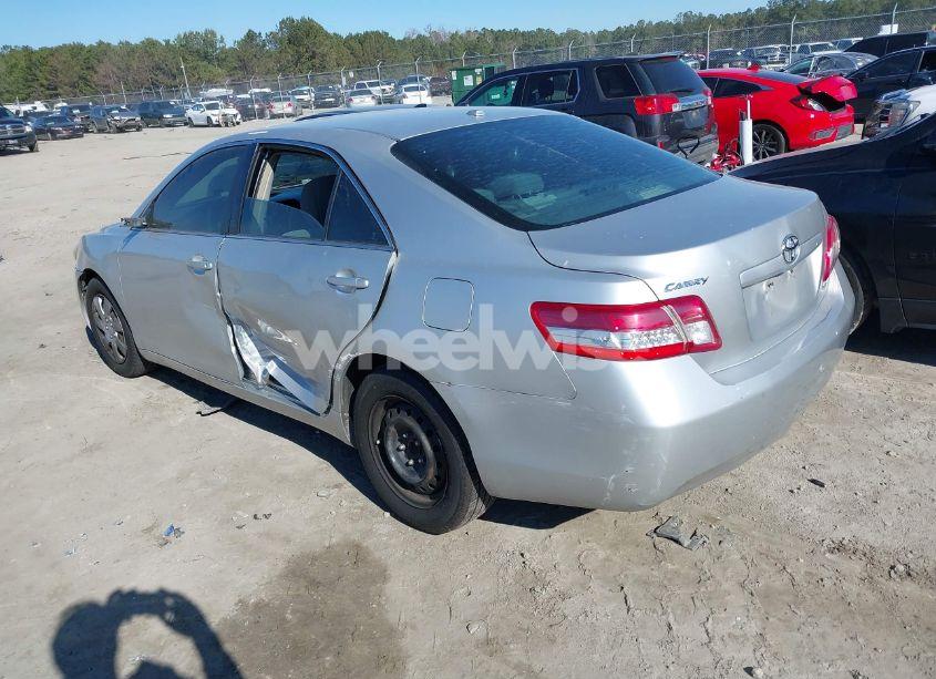 Photo 3 of 2010 Toyota Camry SE/LE/XLE (VIN 4T1BF3EK1AU539266)