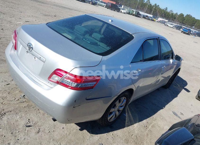 Photo 4 of 2010 Toyota Camry SE/LE/XLE (VIN 4T1BF3EK1AU539266)