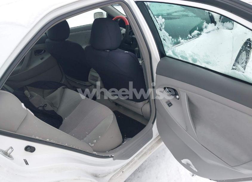 Photo 8 of 2010 Toyota Camry LE (VIN 4T1BF3EK1AU545925)