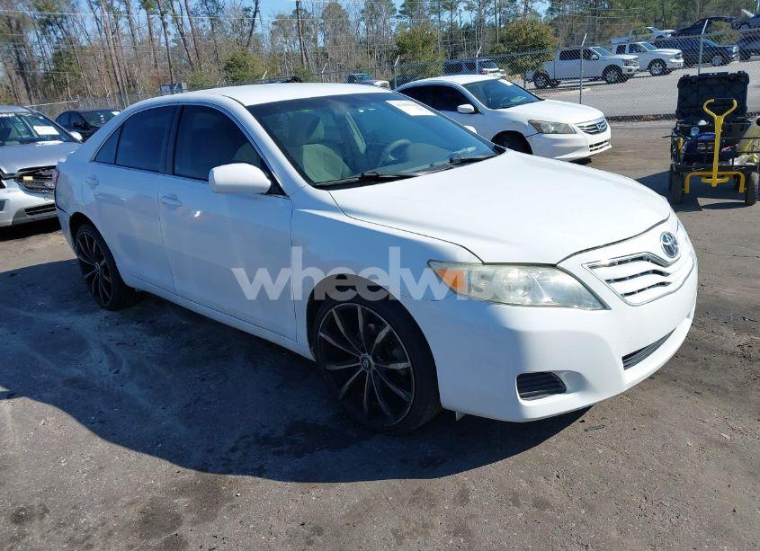 2010 Toyota Camry (VIN 4T1BF3EK1AU555337) main photo