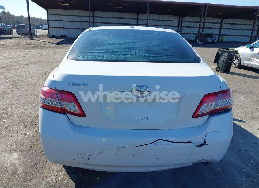 Photo 16 of 2010 Toyota Camry (VIN 4T1BF3EK1AU555337)