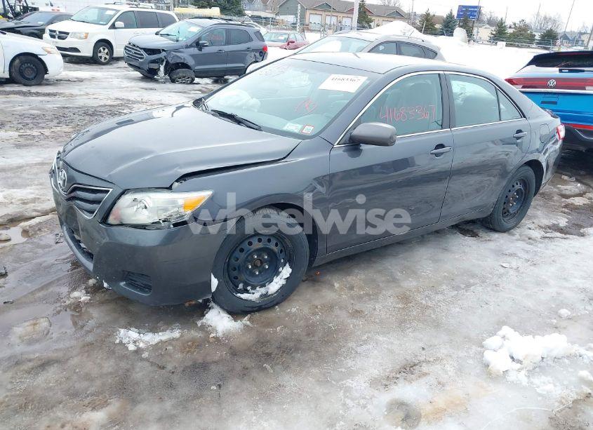 Photo 2 of 2010 Toyota Camry LE (VIN 4T1BF3EK1AU560084)