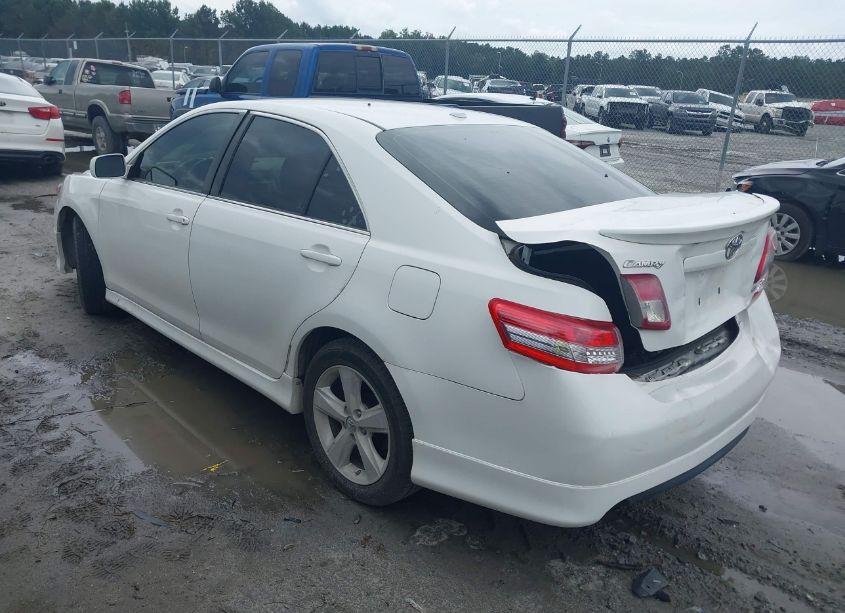 Photo 3 of 2010 Toyota Camry SE (VIN 4T1BF3EK1AU565575)