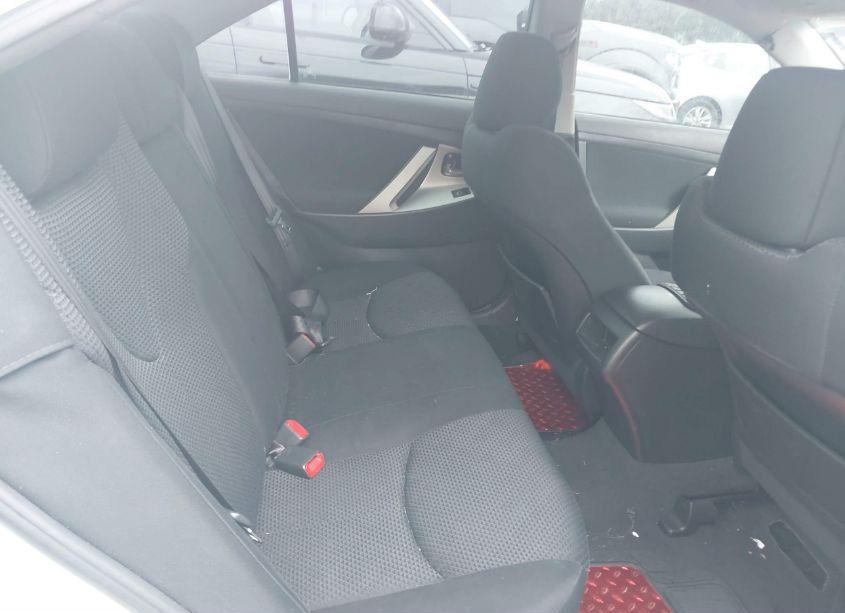 Photo 8 of 2010 Toyota Camry SE (VIN 4T1BF3EK1AU565575)