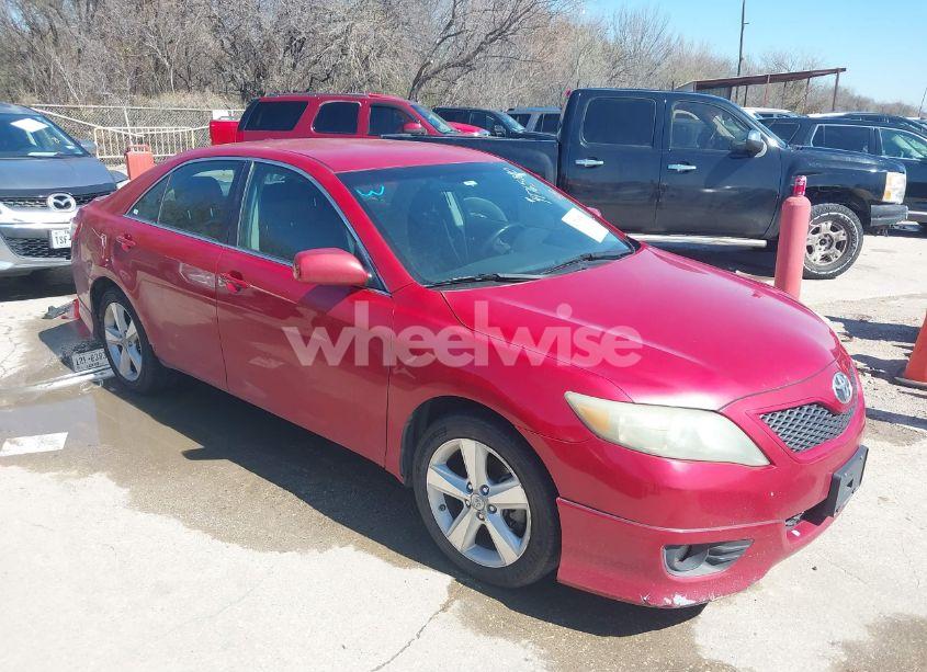2010 Toyota Camry SE (VIN 4T1BF3EK1AU575894) main photo