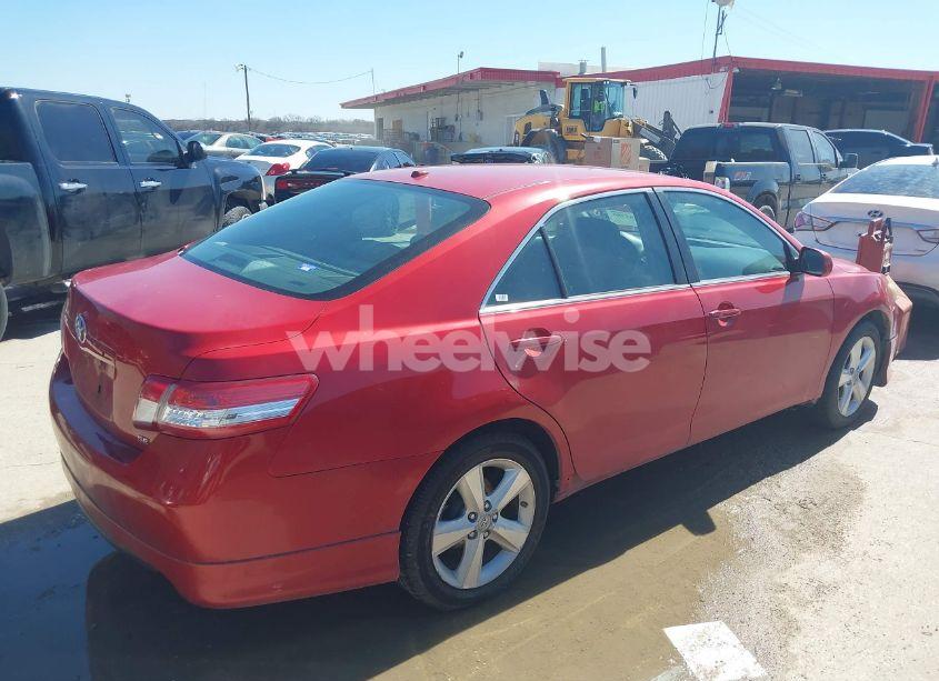 Photo 4 of 2010 Toyota Camry SE (VIN 4T1BF3EK1AU575894)