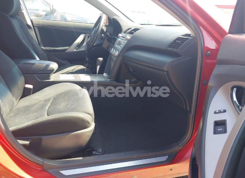 Photo 5 of 2010 Toyota Camry SE (VIN 4T1BF3EK1AU575894)