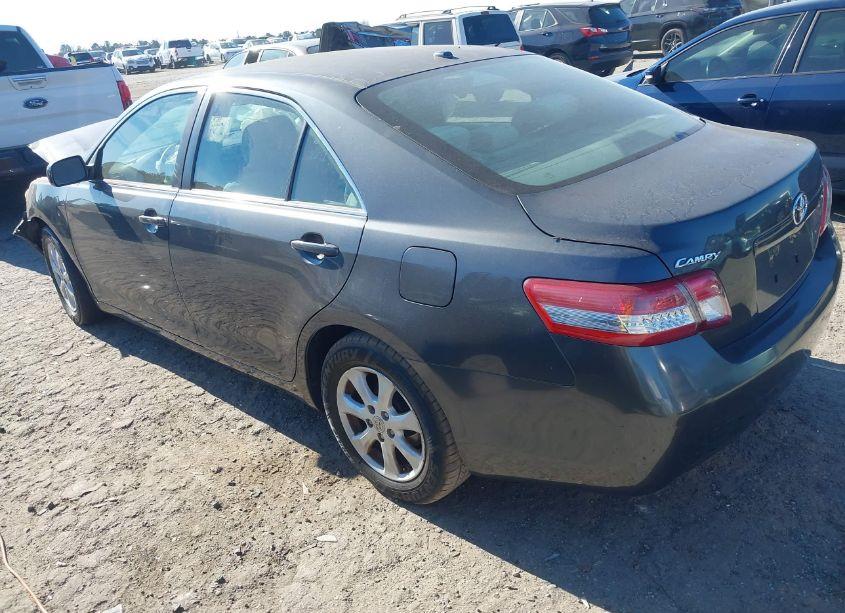Photo 3 of 2010 Toyota Camry LE (VIN 4T1BF3EK1AU576608)