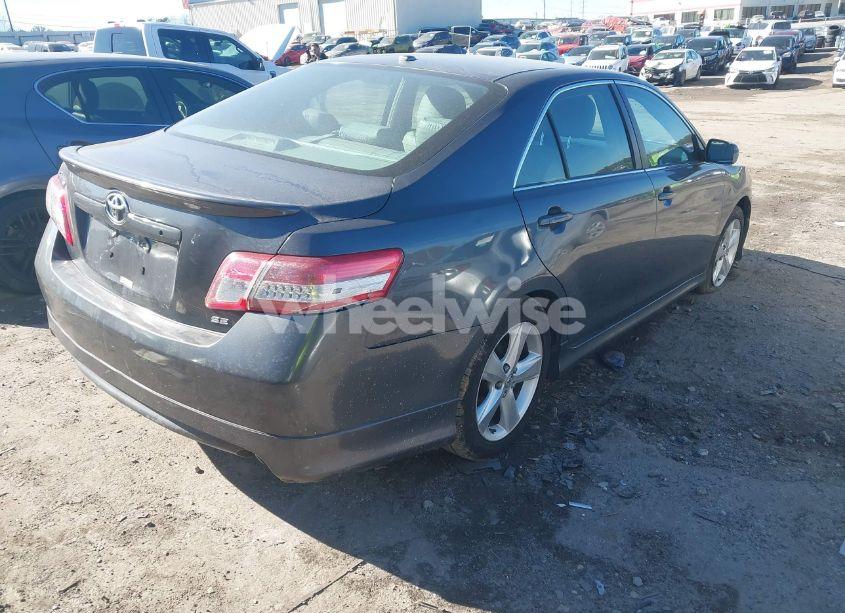 Photo 4 of 2011 Toyota Camry SE (VIN 4T1BF3EK1BU122781)