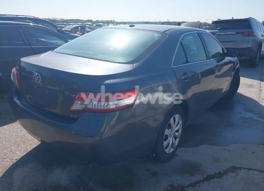 Photo 4 of 2011 Toyota Camry LE (VIN 4T1BF3EK1BU133120)