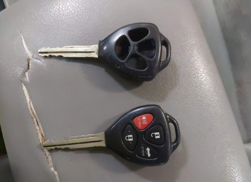 Photo 11 of 2011 Toyota Camry LE (VIN 4T1BF3EK1BU139032)